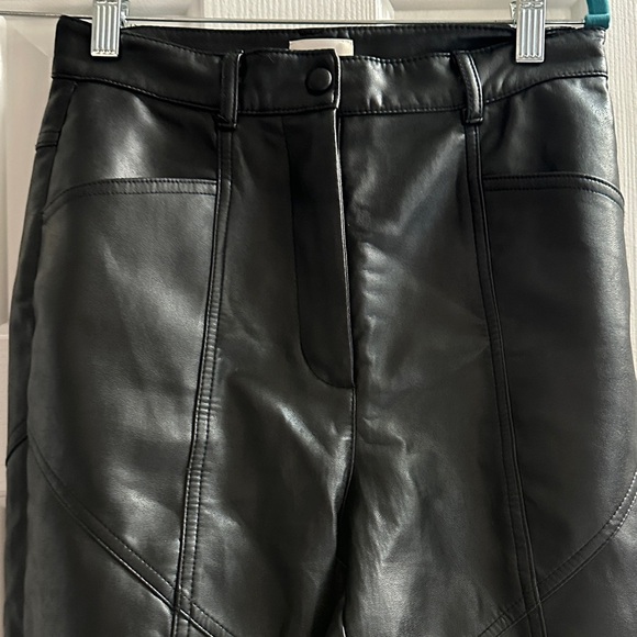 Aritzia Wilfred Rebel Vegan Pant Black Trendy Classic Fall Back to School size 4 - Picture 4 of 11